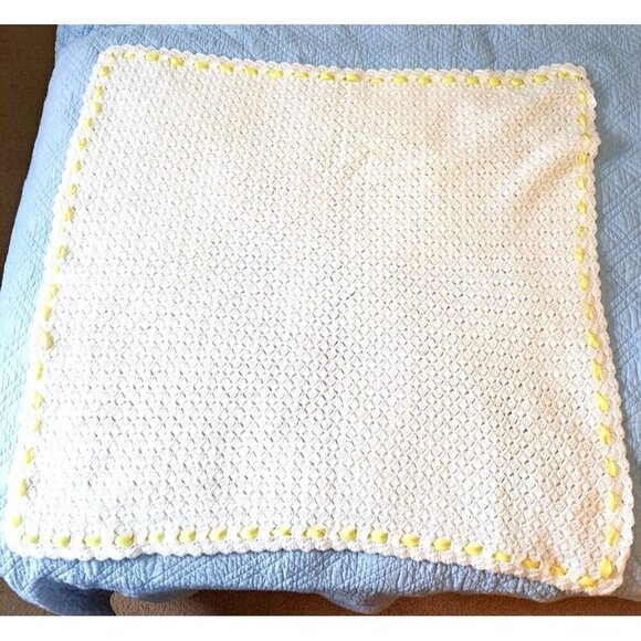 Hand Crocheted Pearlized White Baby Blanket Yellow Ribbon Trim - Picture 2 of 5